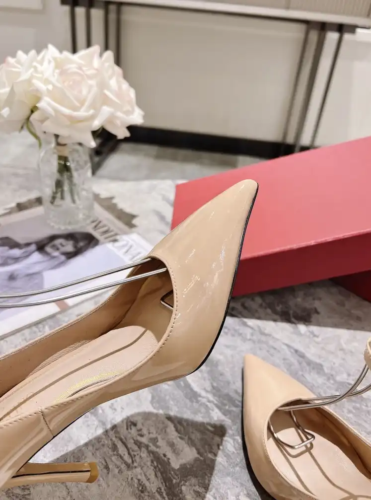 hype Valentino High Heels