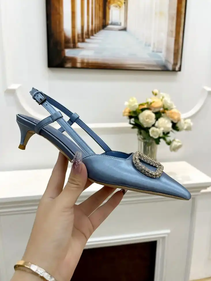 hype Valentino Sandals