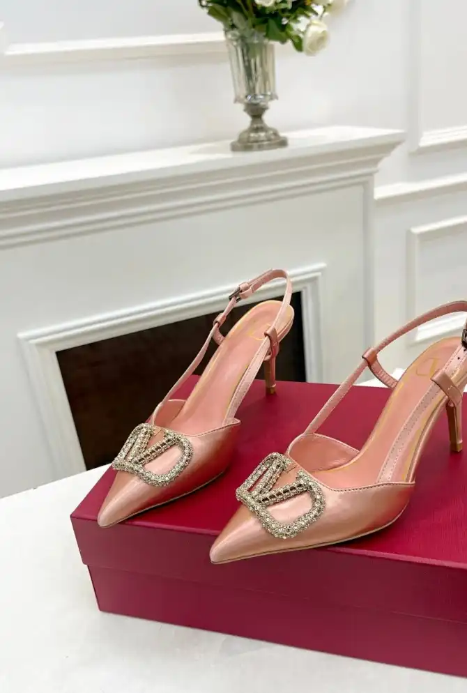 hype Valentino Sandals