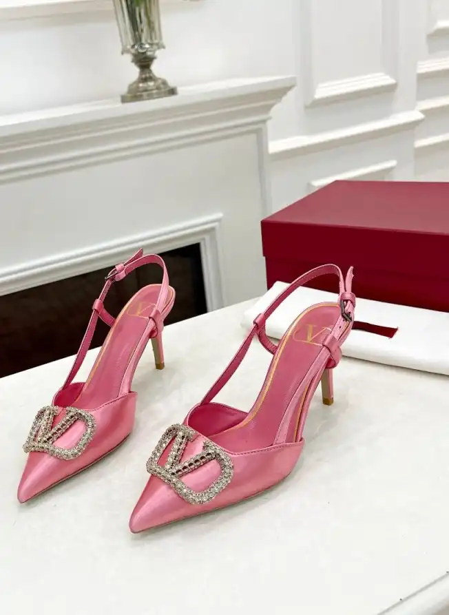 hype Valentino Sandals