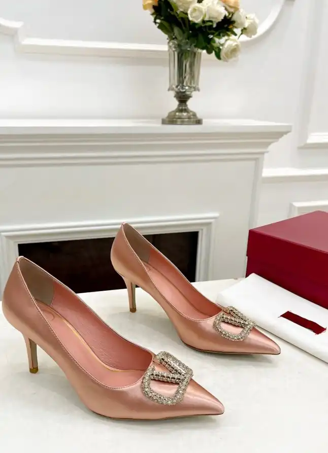 hype Valentino High Heels