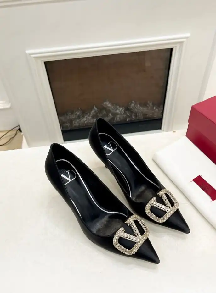 hype Valentino High Heels