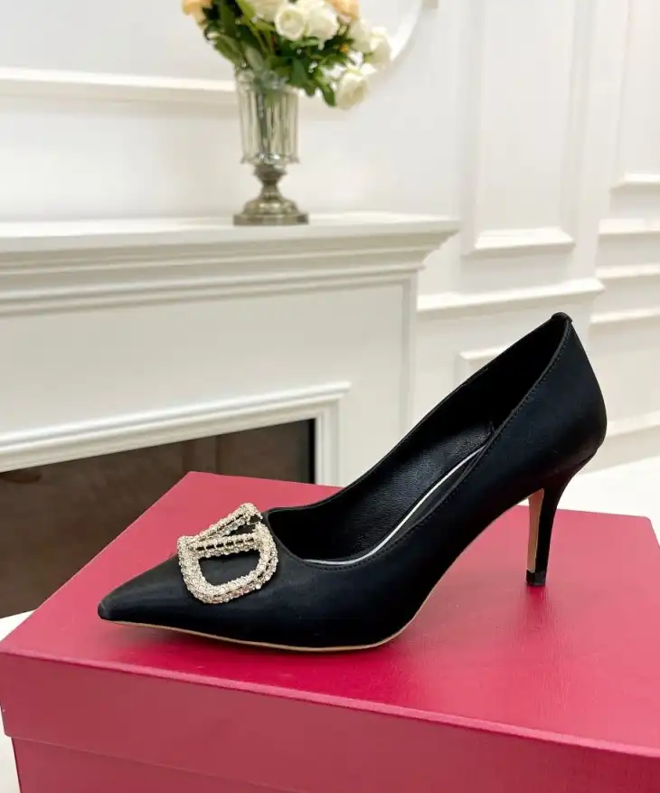 hype Valentino High Heels