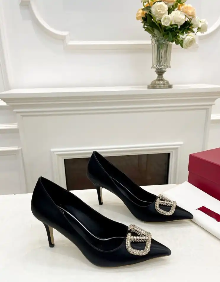 hype Valentino High Heels