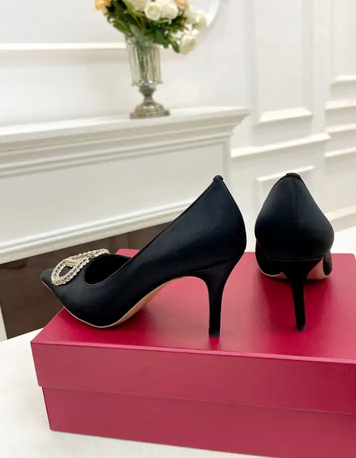 hype Valentino High Heels