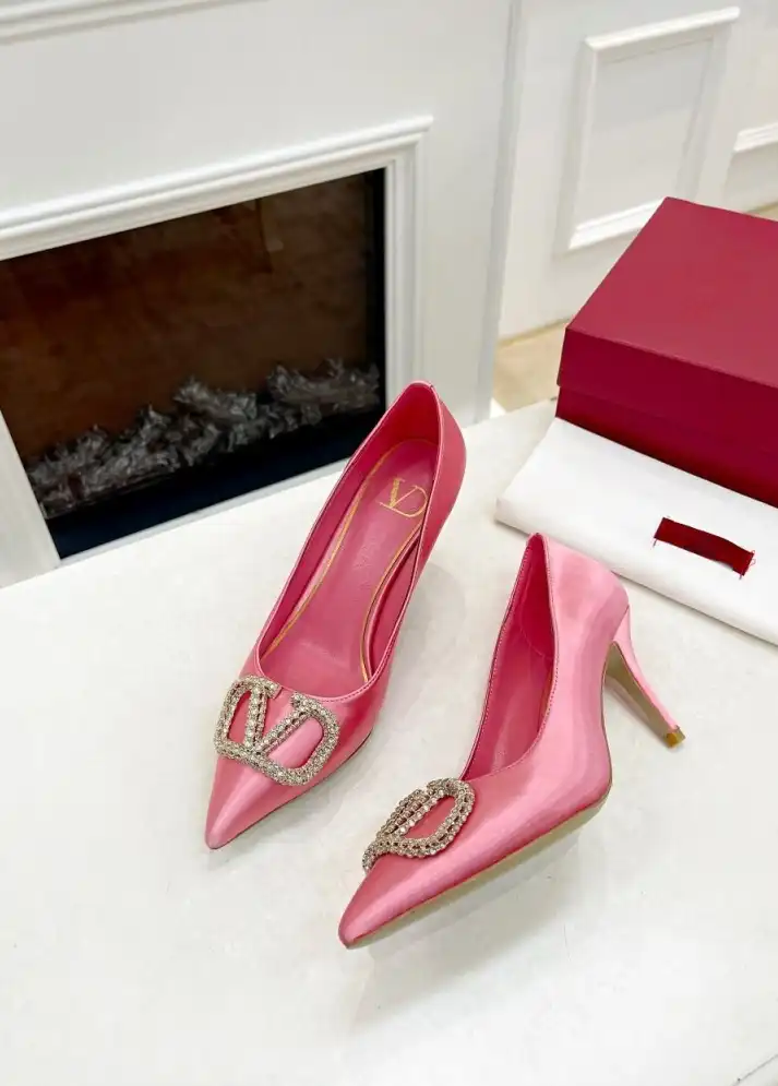 hype Valentino High Heels