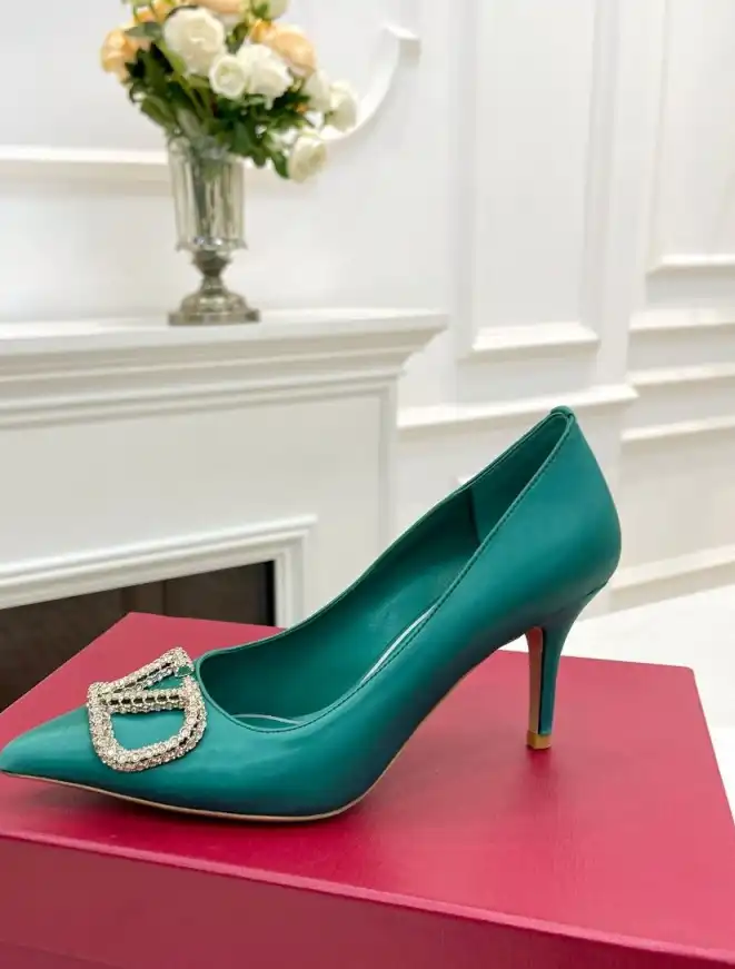 hype Valentino High Heels