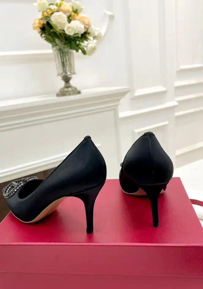 hype Valentino High Heels