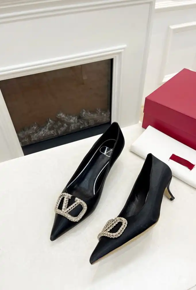 hype Valentino High Heels