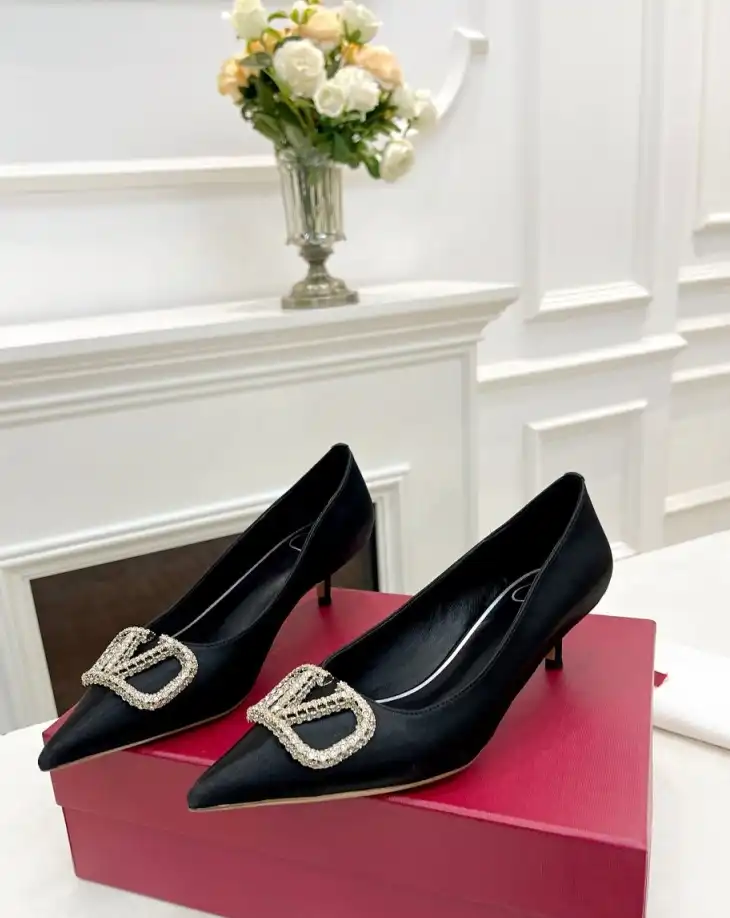 hype Valentino High Heels