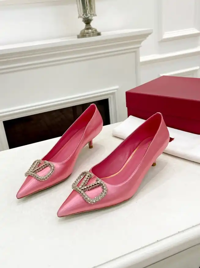 hype Valentino High Heels