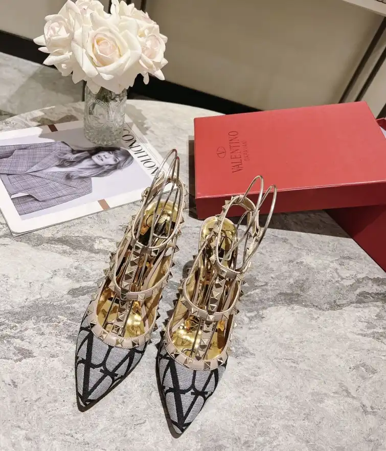 hype Valentino High Heels