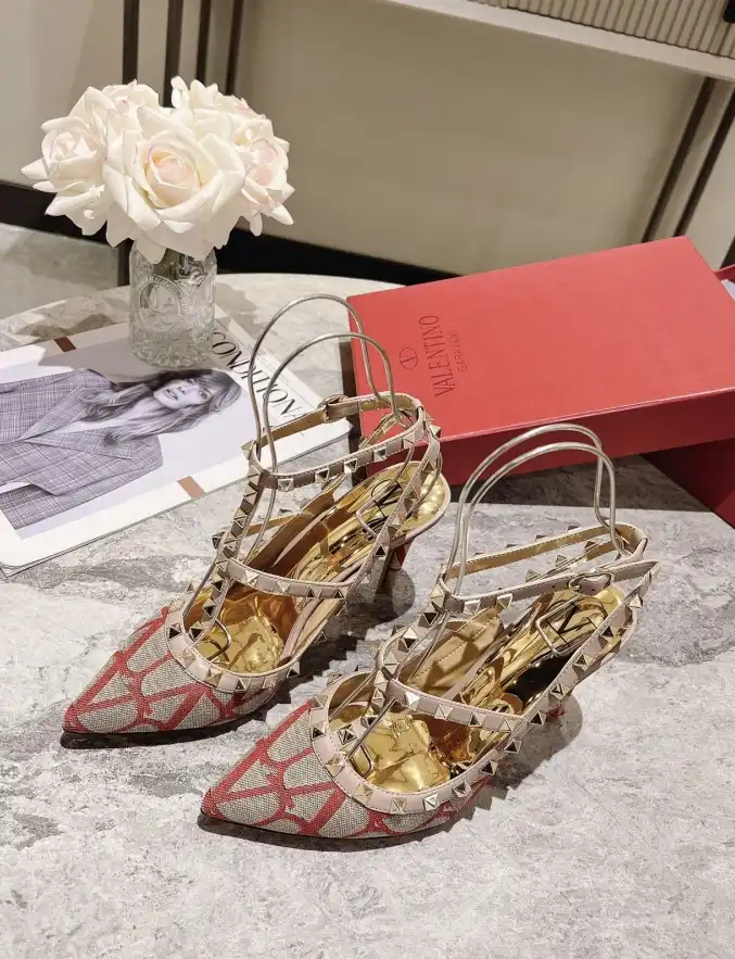 hype Valentino High Heels