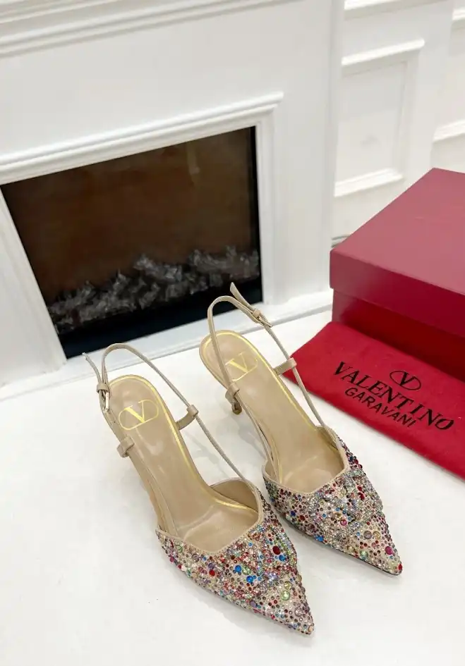 hype Valentino High Heels