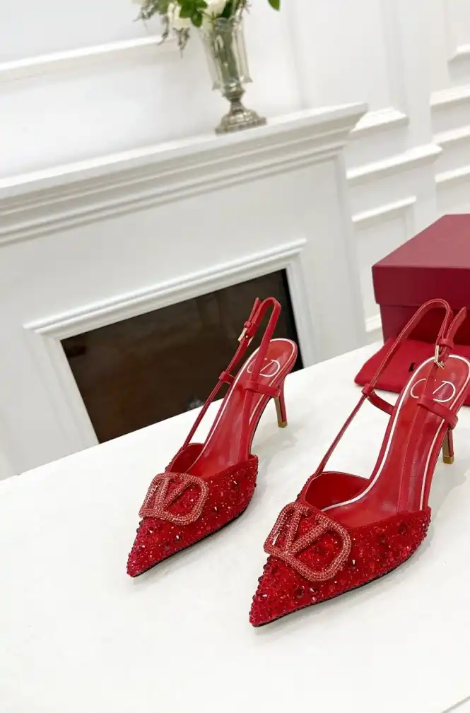 hype Valentino High Heels