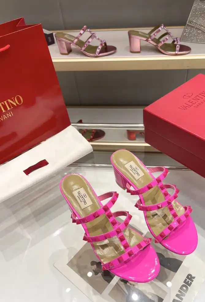 hype Valentino High Heels