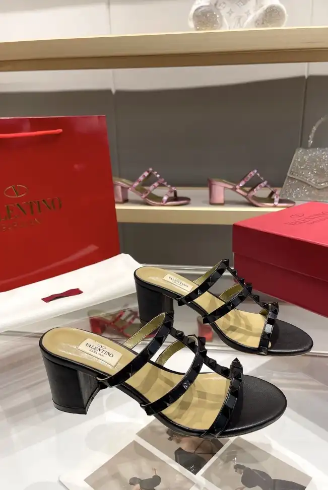 hype Valentino High Heels