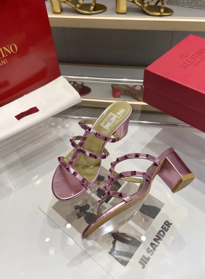 hype Valentino High Heels