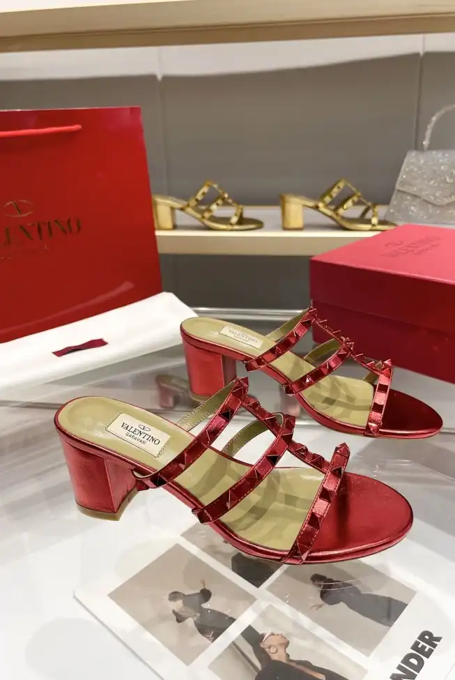 hype Valentino High Heels