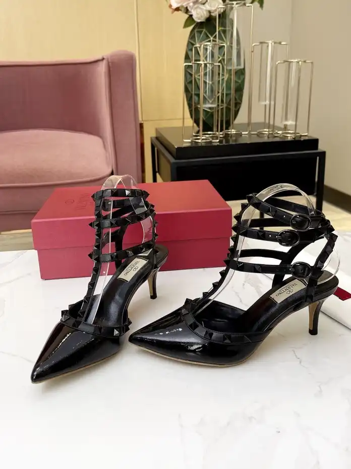 hype Valentino Sandals