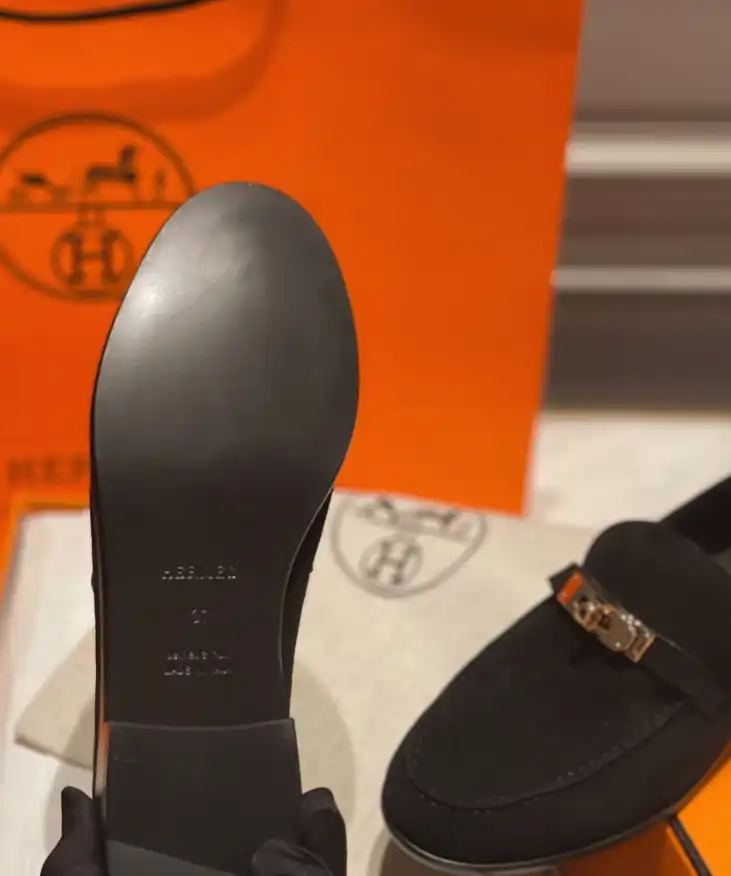 hype Hermes Leather Shoes