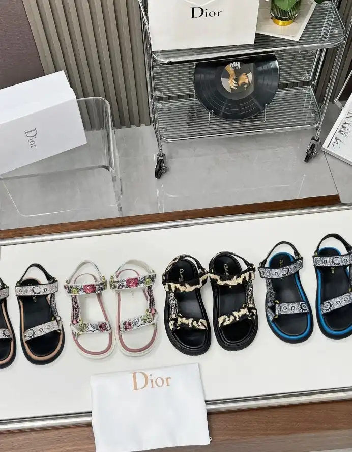 hype Christian Dior Sandals