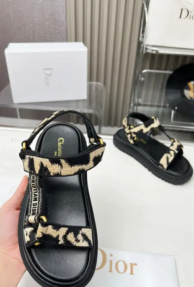 hype Christian Dior Sandals