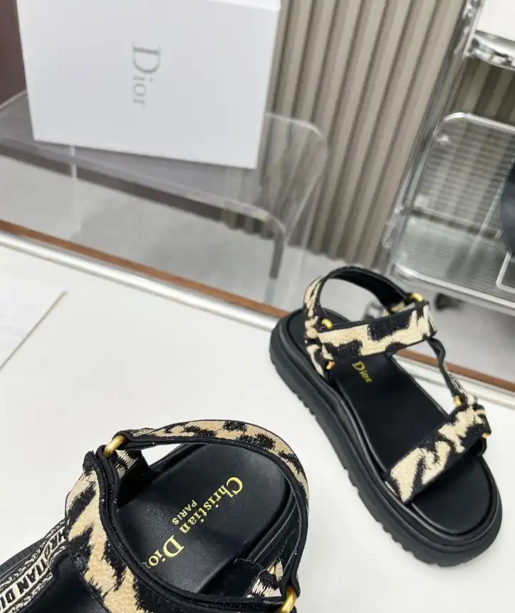 hype Christian Dior Sandals