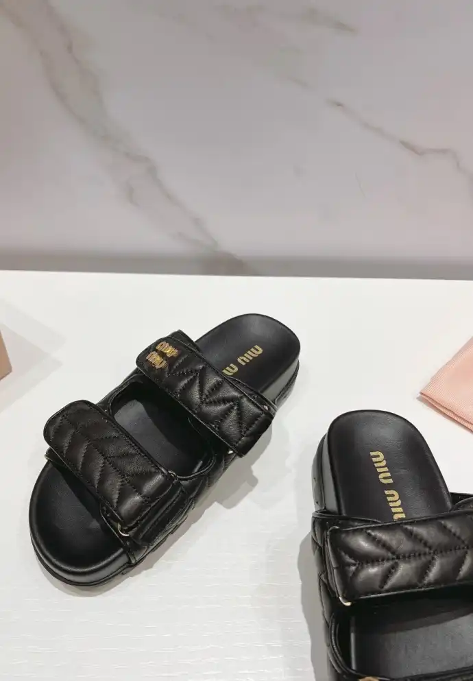 hype Miu Miu Sandals