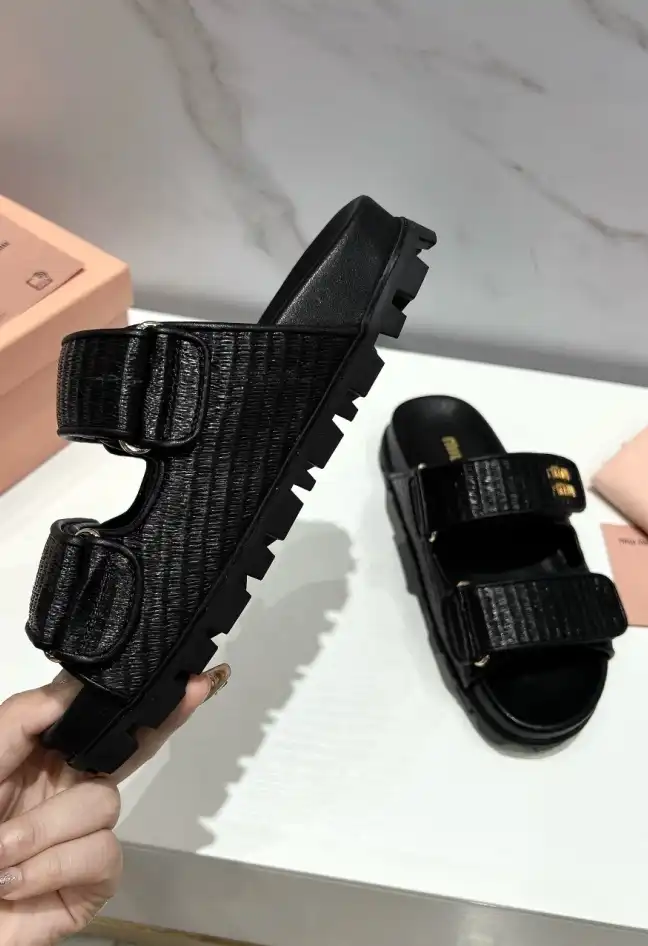 hype Miu Miu Sandals