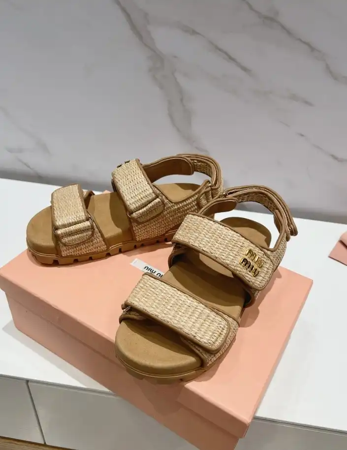 hype Miu Miu Sandals