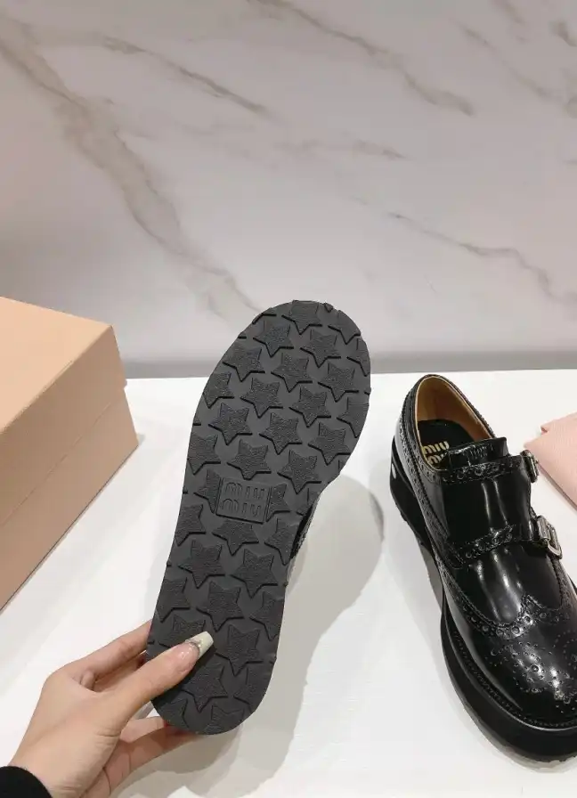 hype Miu Miu Leather Shoes