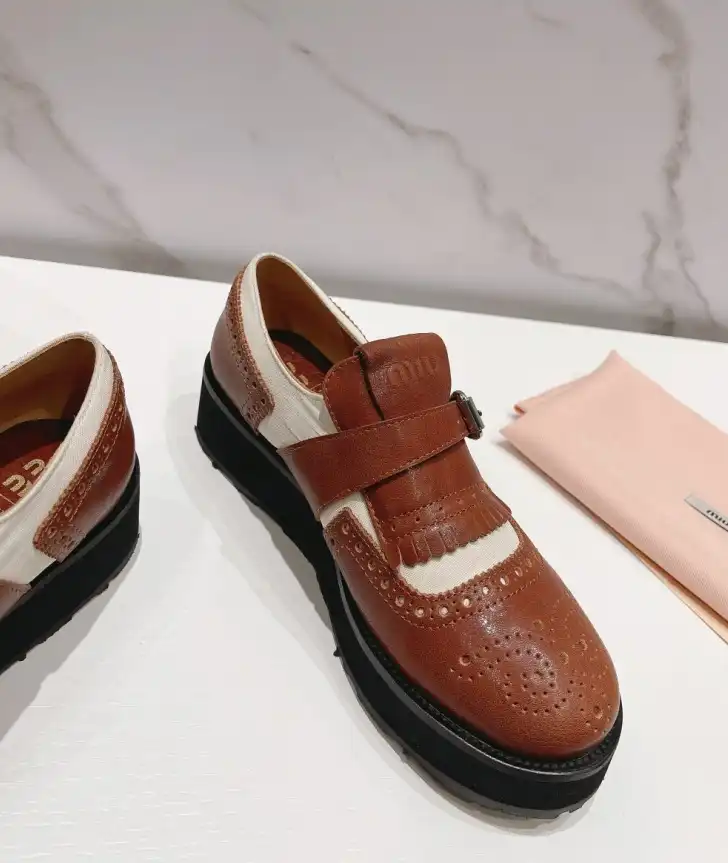 hype Miu Miu Leather Shoes