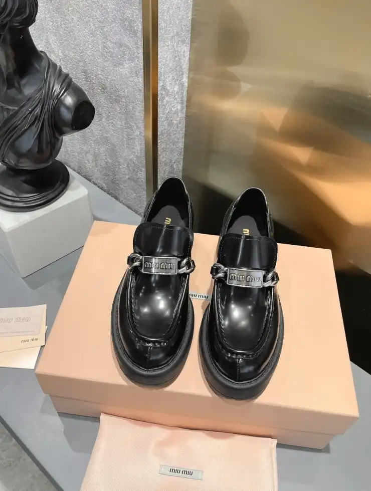 hype Miu Miu Leather Shoes