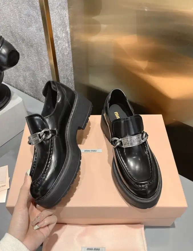 hype Miu Miu Leather Shoes