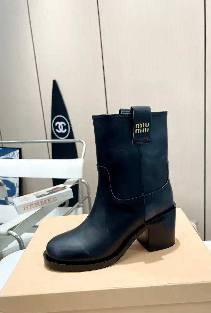 hype Miu Miu Boots