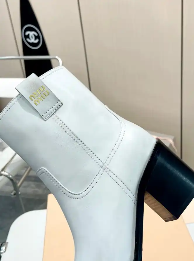 hype Miu Miu Boots