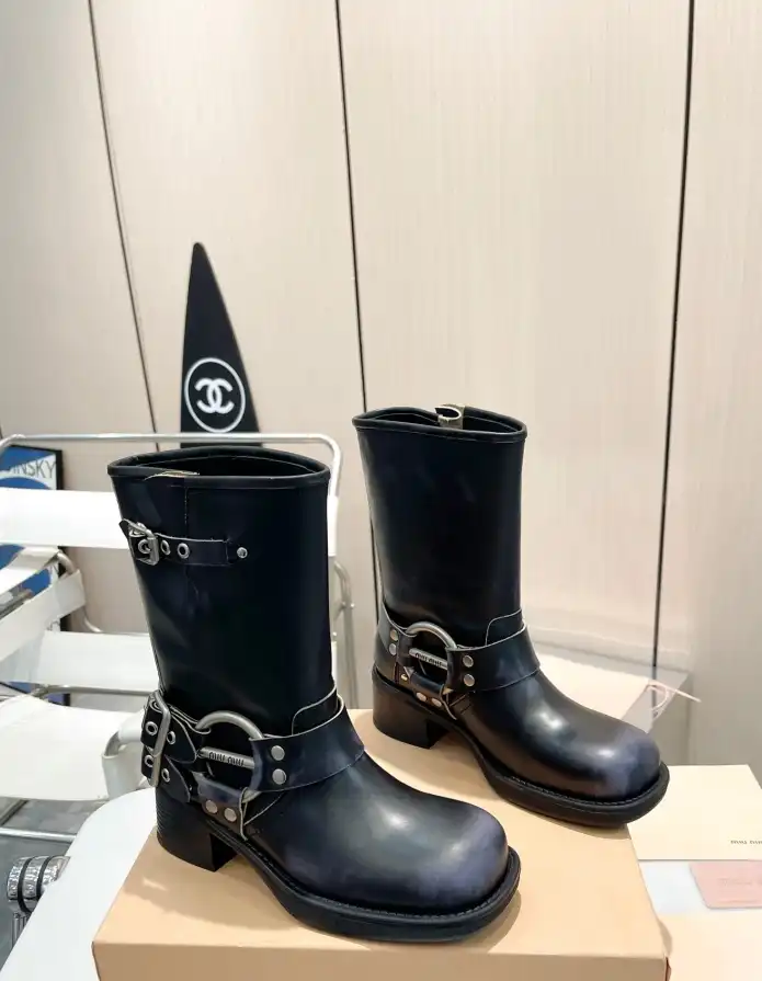 hype Miu Miu Boots