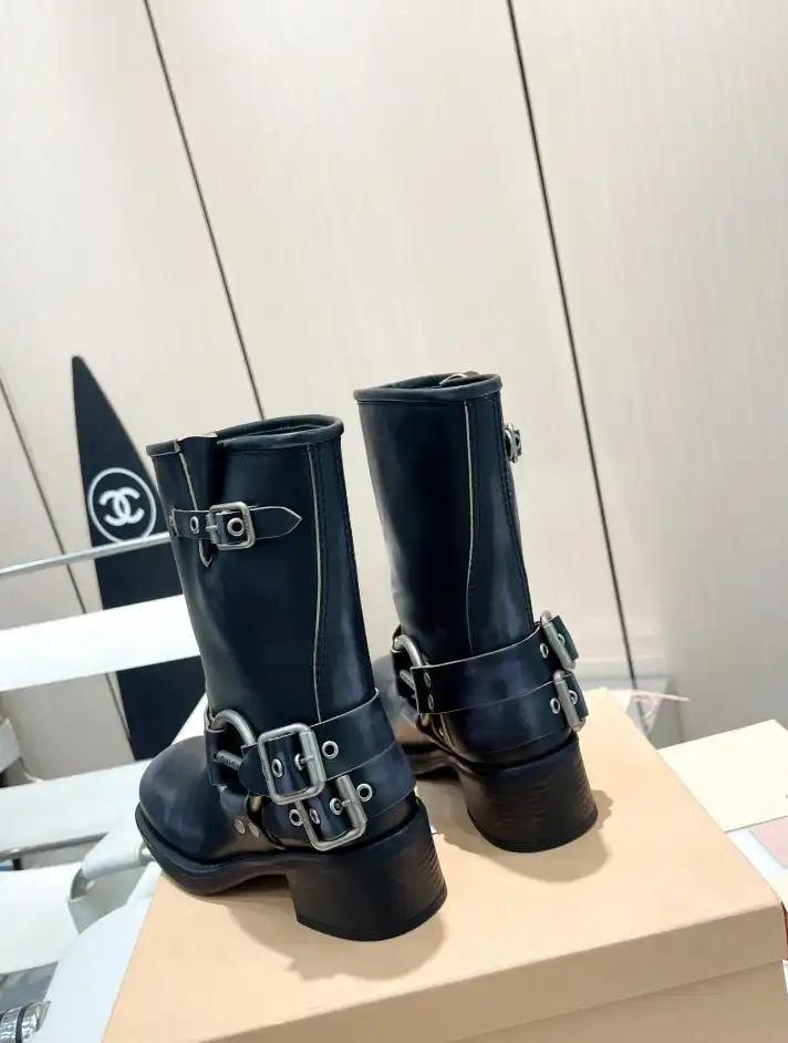 hype Miu Miu Boots