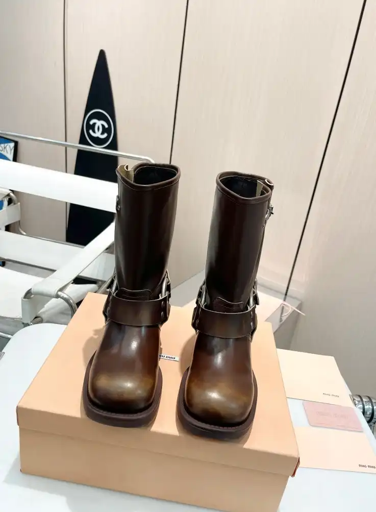 hype Miu Miu Boots