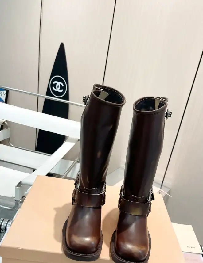 hype Miu Miu Boots