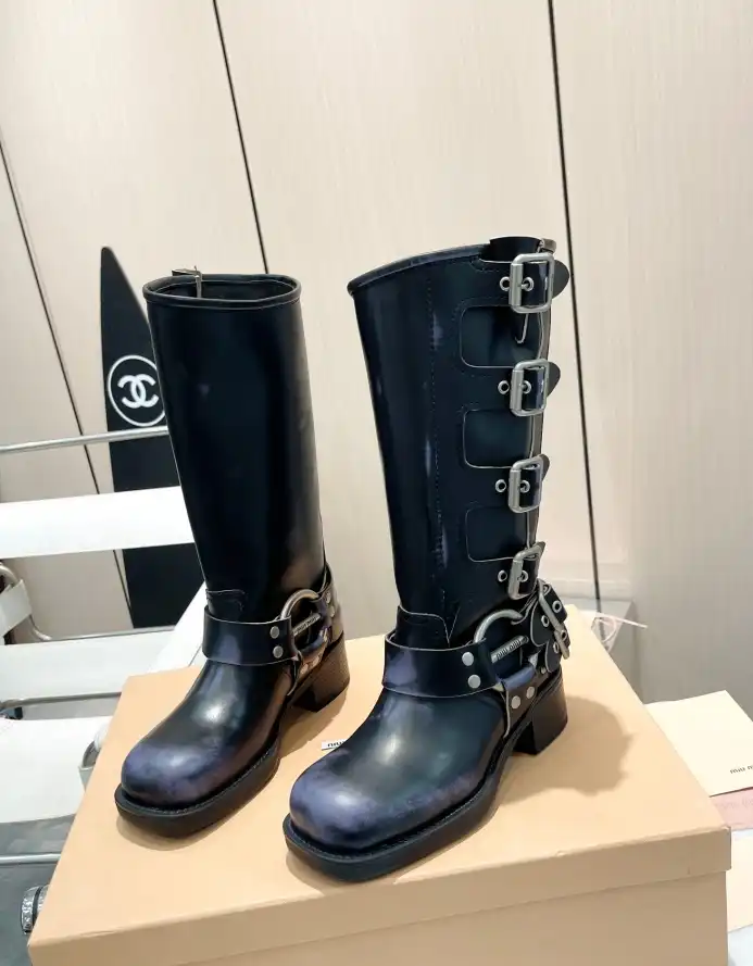 hype Miu Miu Boots