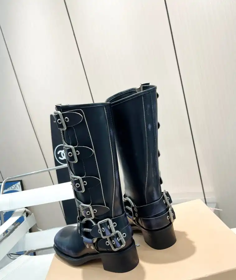 hype Miu Miu Boots