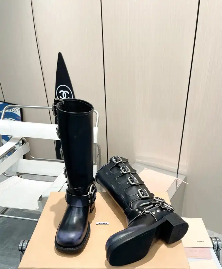 hype Miu Miu Boots