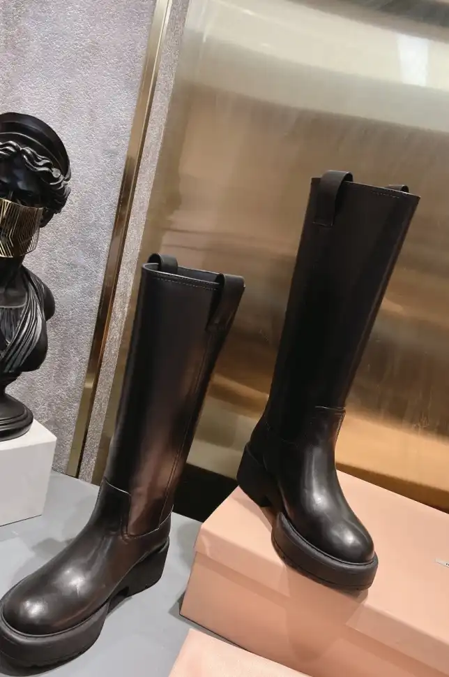 hype Miu Miu Boots