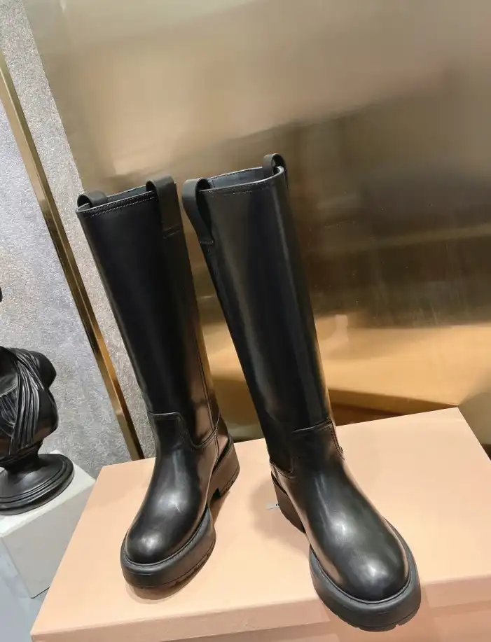 hype Miu Miu Boots