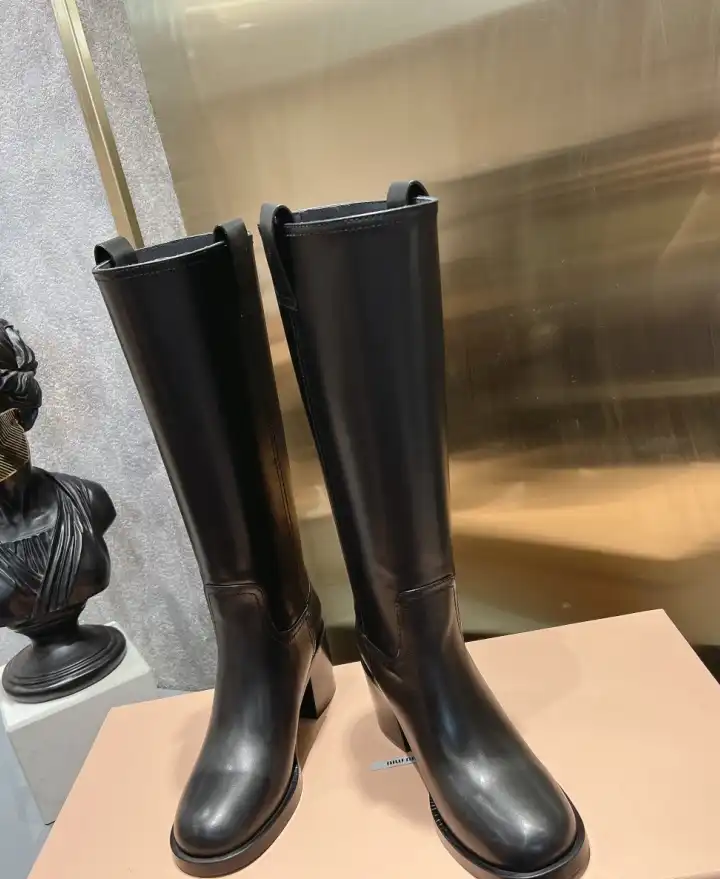 hype Miu Miu Boots