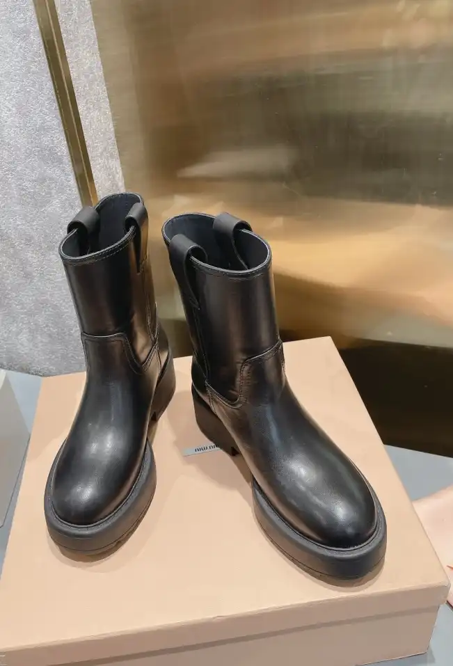 hype Miu Miu Boots