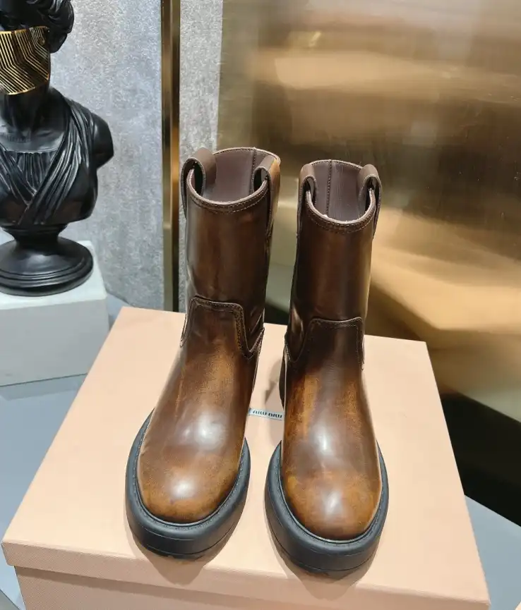 hype Miu Miu Boots