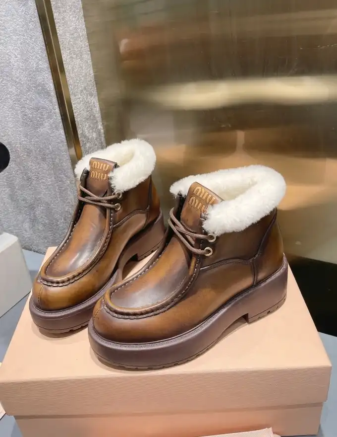 hype Miu Miu Boots